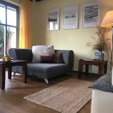 Holiday home Im Idyllischsten Winkel Ruegens *