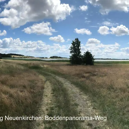 Im Idyllischsten Winkel Ruegens Holiday home Neuenkirchen (Landhagen)