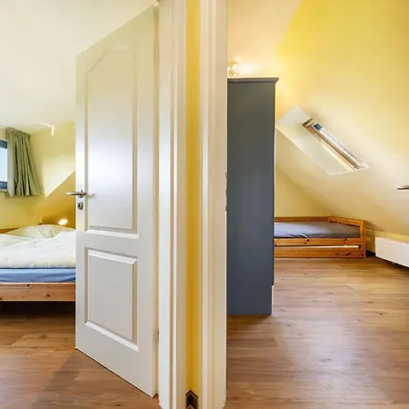 Holiday home Im Idyllischsten Winkel Ruegens *