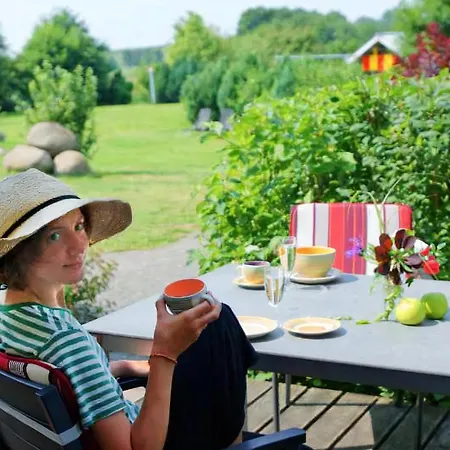 Holiday home Im Idyllischsten Winkel Ruegens Neuenkirchen (Landhagen)